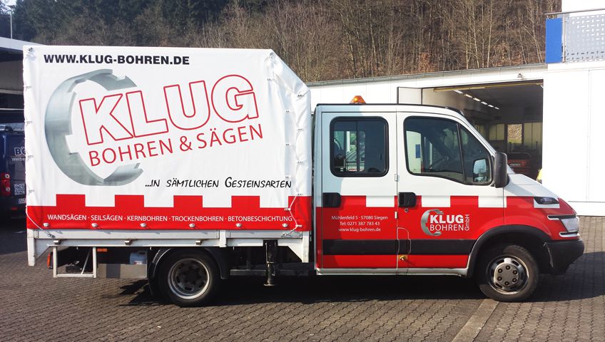 Beschriftung von LKW und Lastwagen
