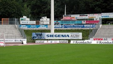 Schilder und Banden Werbung